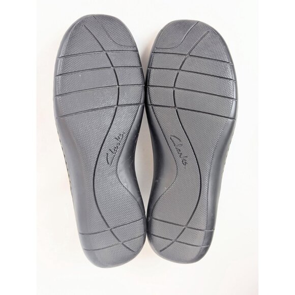 Clarks Bayou Q Faux Snakeskin Loafers Womens Sz 6 | Cushioned Low Heel Slip Ons - Picture 6 of 8